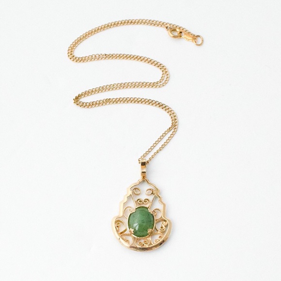 Vintage Nephrite Jade 12K Gold Filled Pendant Necklace by Dixelle - Picture 3 of 5